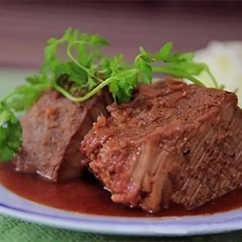 Cách Nấu Thịt Heo Hầm
