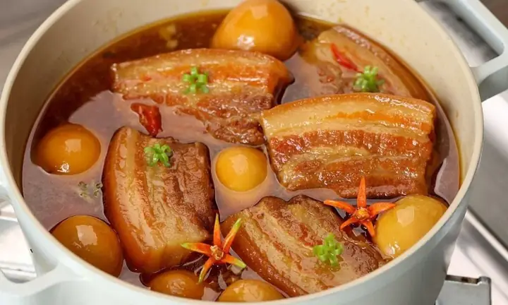 Cách Nấu Thịt Kho Tàu Miền Trung