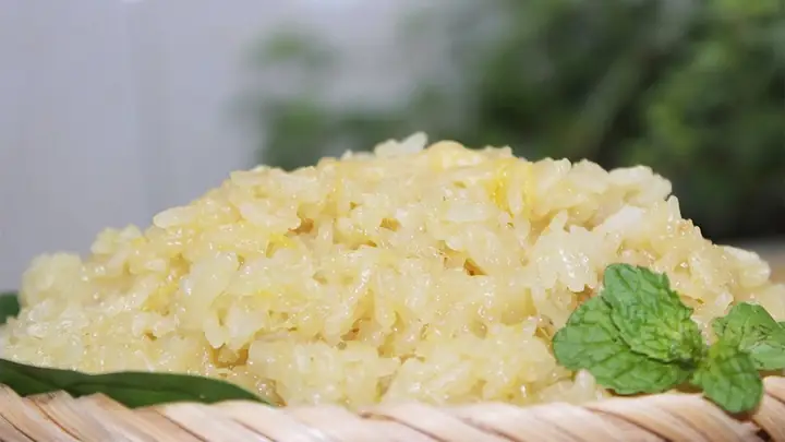Cách Nấu Xôi Sầu Riêng Bằng Nồi Cơm Điện