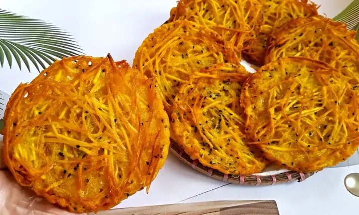 Cách Rán Bánh Khoai Giòn Lâu