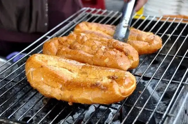Cách Ủ Bánh Mì Nóng Giòn
