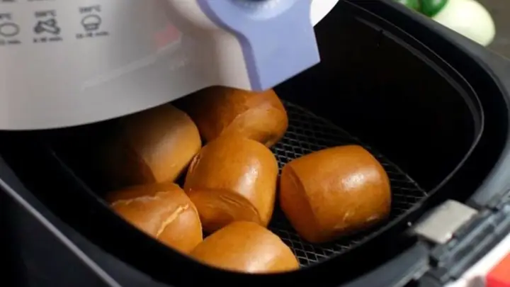 Chiên Bánh Bao Bằng Nồi Chiên Không Dầu