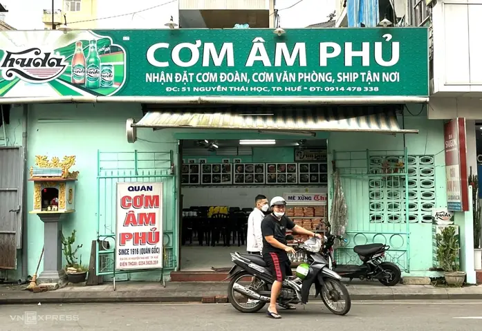 Cơm Âm Phủ Ở Huế
