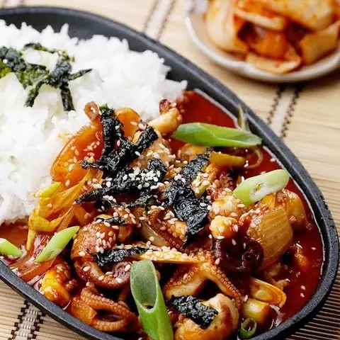 Cơm Bạch Tuộc Xào Cay