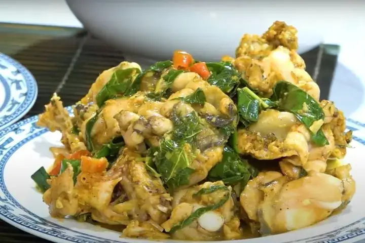 Ếch Nấu Canh Lá Cách