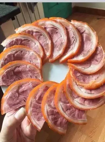 Gà Muối Xông Khói Thịnh Trang