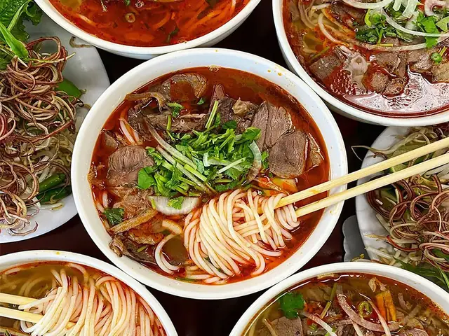 Hình Ảnh Tô Bún Bò Huế