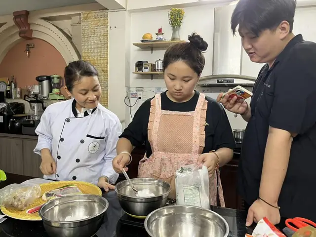 Học Cách Nấu Chè Ngon