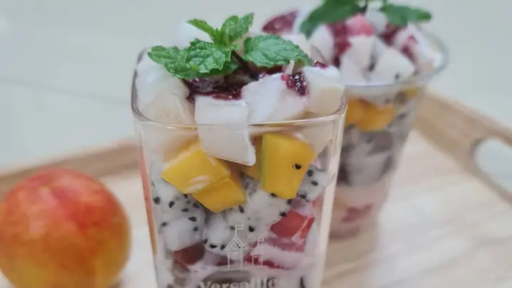 Kem Sữa Chua Hoa Quả