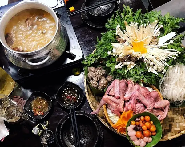 Lẩu Bồ Câu Thuốc Bắc Lẩu Bồ Câu Thuốc Bắc