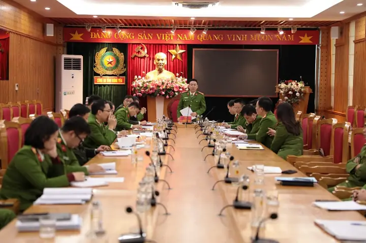 Mam Chung Chay Xuan Hong