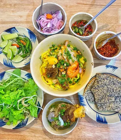 Mì Quảng Bà Minh Hội An