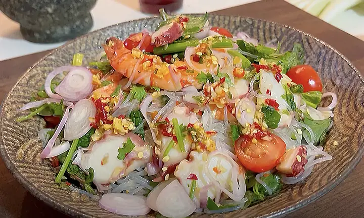 Miến Xào Hải Sản Kiểu Thái