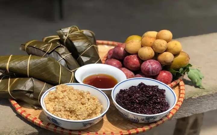 Ngày Diệt Sâu Bọ Ăn Gì