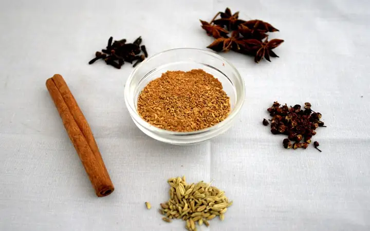 Ngũ Vị Hương Là Gì