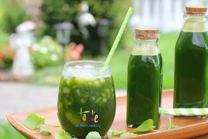 Nước Rau Má Đóng Chai
