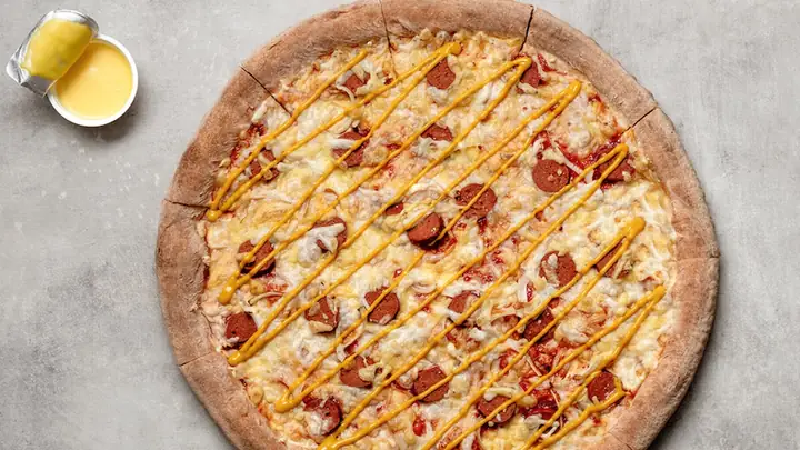 Pizza Xúc Xích Phô Mai