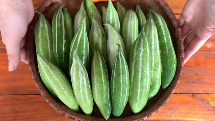 Quả Lặc Lè Còn Gọi Là Gì
