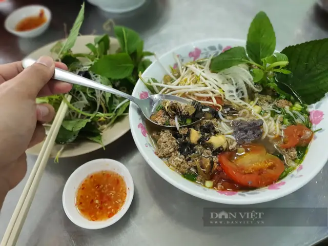 Quán Bún Riêu Bún Ốc
