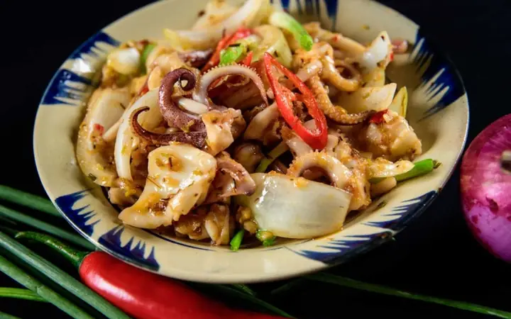 Râu Mực Xào Sa Tế