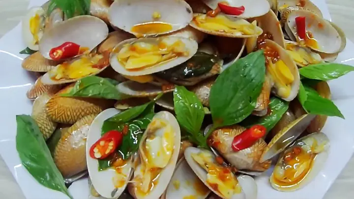 Sò Lụa Xào Lá Quế