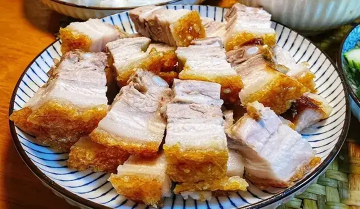 Thịt Heo Quay Áp Chảo