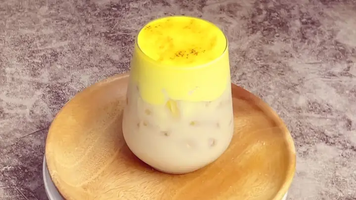 Trà Sữa Kem Trứng Muối