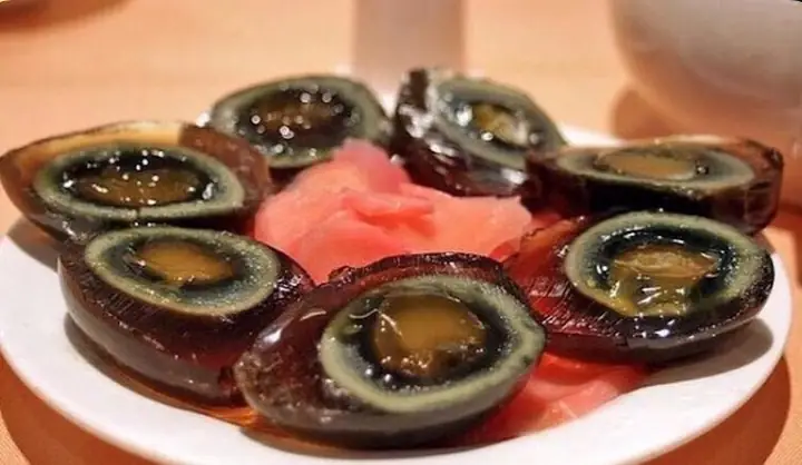 Trứng Bắc Thảo Giá Bao Nhiêu