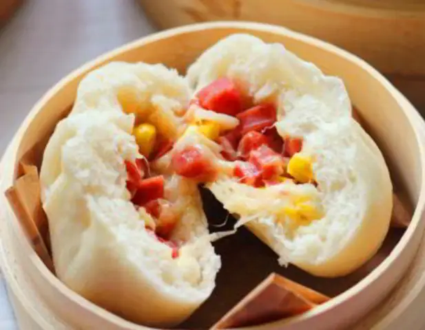 Bánh Bao Nhân Thịt Bò Phô Mai