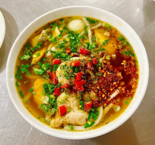 Bánh Canh Cá Lóc Quảng Trị