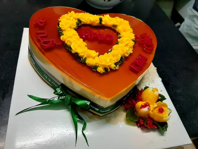 Bánh Kem Flan Rau Câu