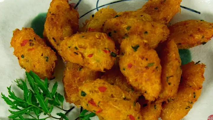 Bánh Mì Cây Chiên Giòn