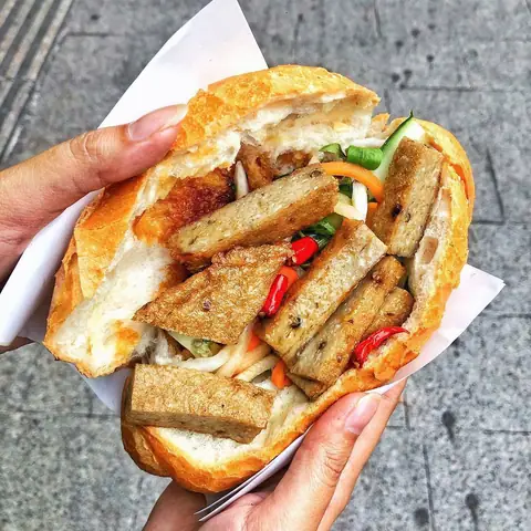 Bánh Mì Chả Cá Nha Trang