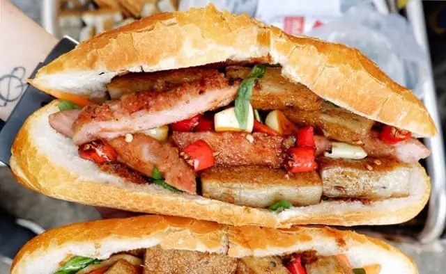 Bánh Mì Chả Cá Thu