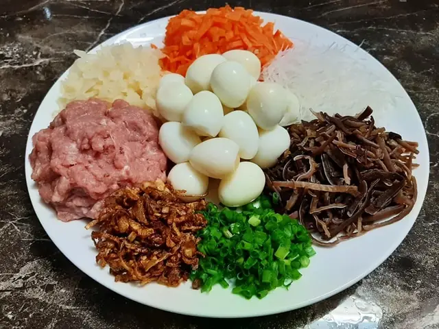 Banh Quai Vac Nhan Thit