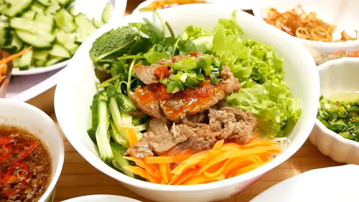 Bun Bo Xao Xa Ot Recipe