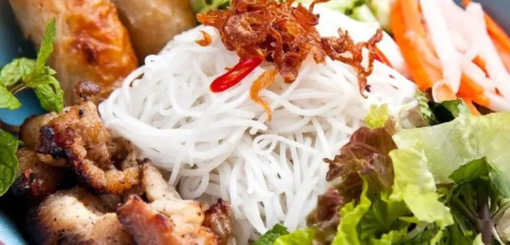 Bún Thịt Nướng Cô Lan
