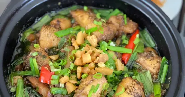 Cá Tép Kho Tương Gừng