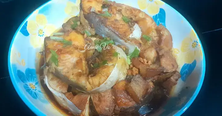 Cách Kho Cá Bông Lau Với Thịt Ba Chỉ