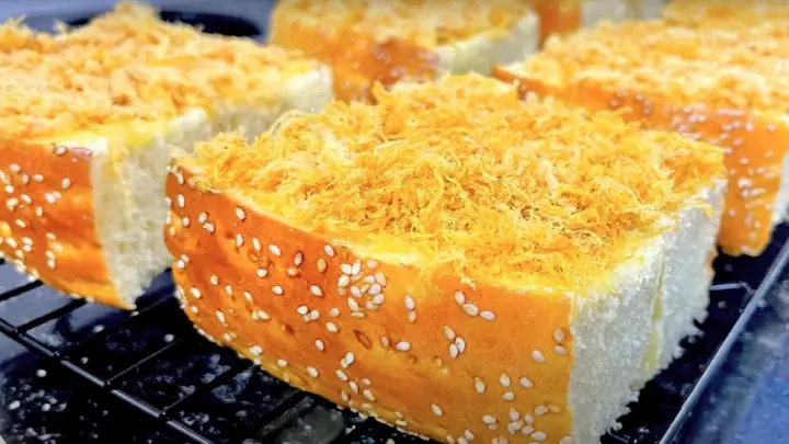 Cách Làm Bánh Mì Bơ Ruốc