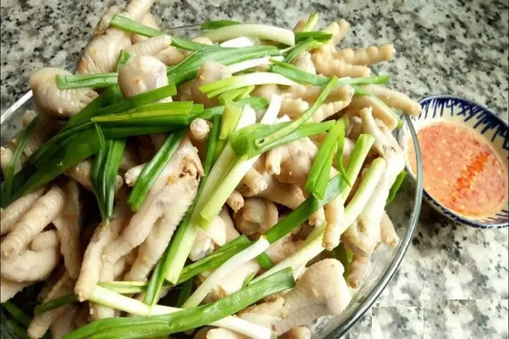 Cách Làm Chân Gà Hấp Bia