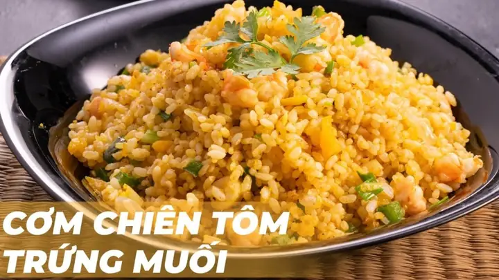 Cách Làm Cơm Chiên Trứng Muối