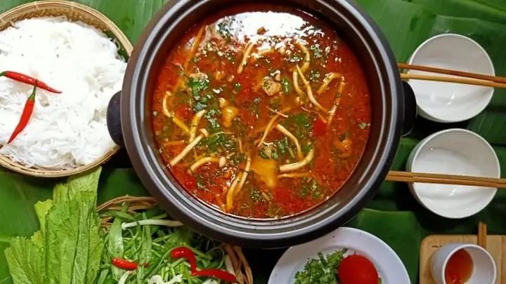 Cách Làm Gà Nấu Lẩu Thái