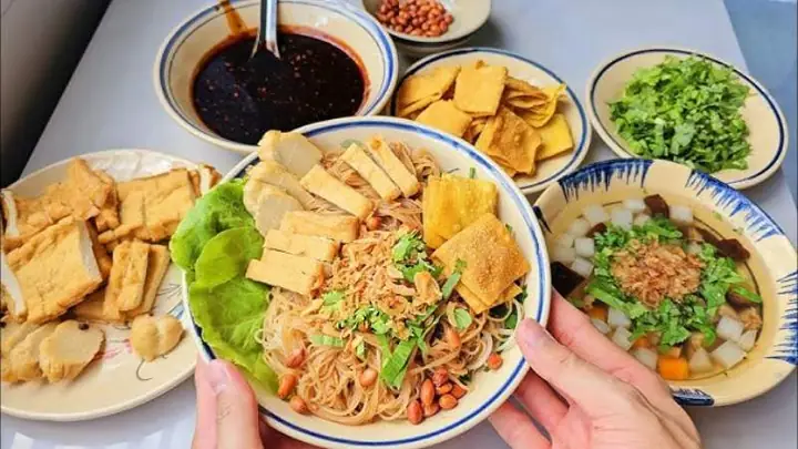 Cách Làm Hủ Tiếu Khô Chay