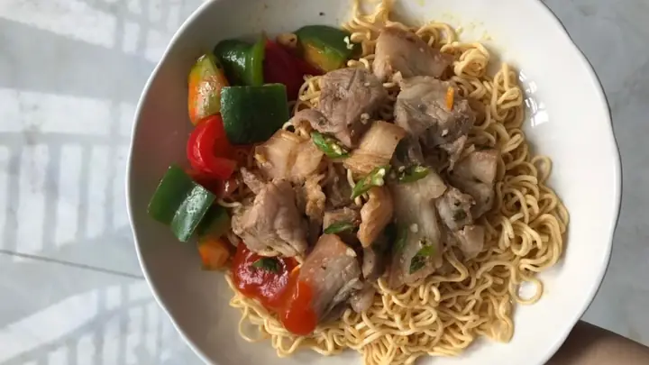 Cách Làm Mì Xào Thịt