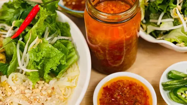 Cách Làm Ớt Sa Tế Bánh Tráng Trộn