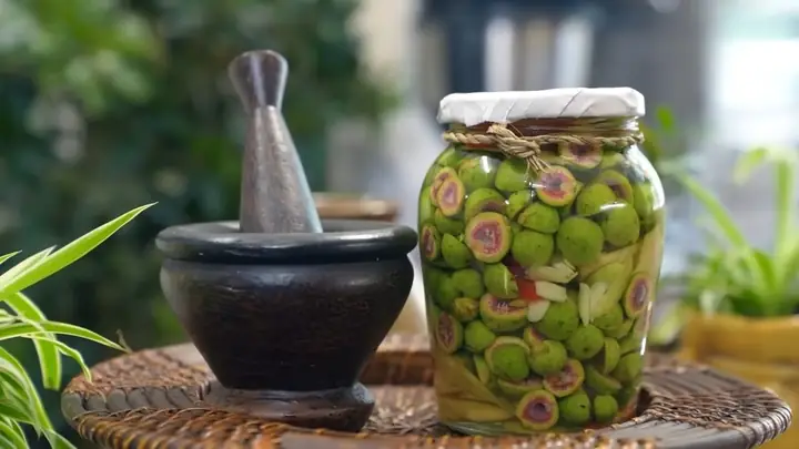 Cách Làm Trái Sung Muối Chua