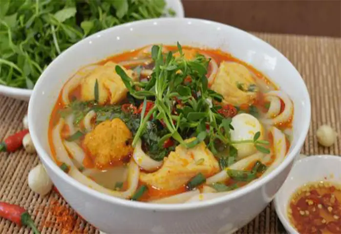 Cách Nấu Bánh Canh Chả Cá Đà Lạt