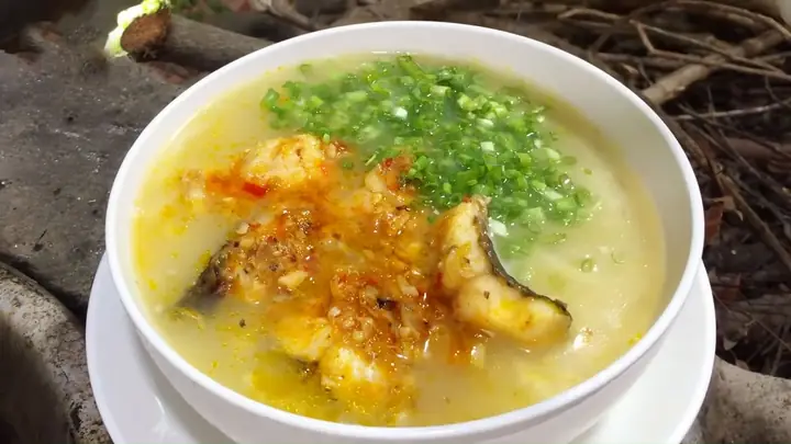 Cách Nấu Bánh Canh Chả Cá Huế