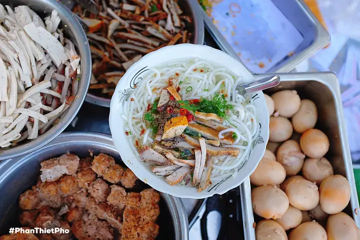 Cách Nấu Bánh Canh Chả Cá Phan Thiết